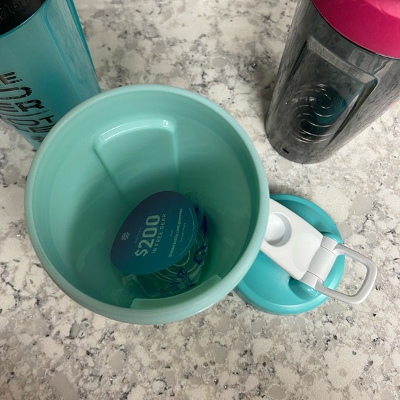 Blender Bottle Shaker Bottle Set - Picture 8 of 9